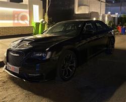 کرایسلەر 300